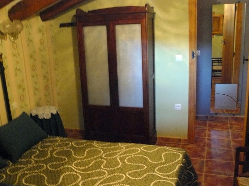 Casa Rural Torre De Campos Ainzon Kamer foto